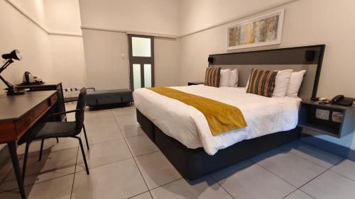 THE Pretoria Hotel Room Type - Queen Suite