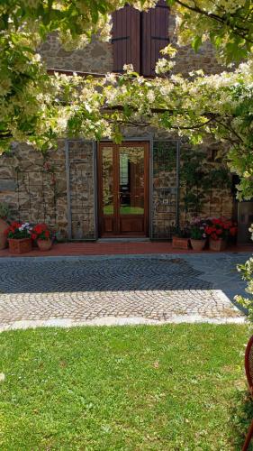 Casina in pietra 4