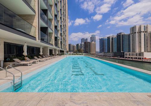 Livin' Holidays - Studio - Canal view with jacuzzi, Dubaï (photo 4)