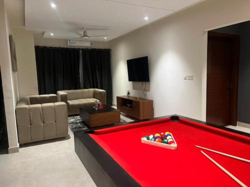 Luxor Apartments & Suites - Indigo - image 4