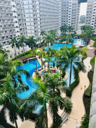 Shell Residences Near MOA and NAIA - Zeth & Aiza, Manille