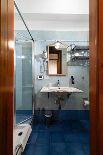 Double Room image 1