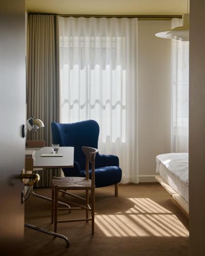 Superior Double Room image 3