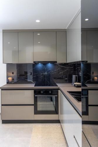 مطبخ, Raffar luxury houses Chora II in تينوس