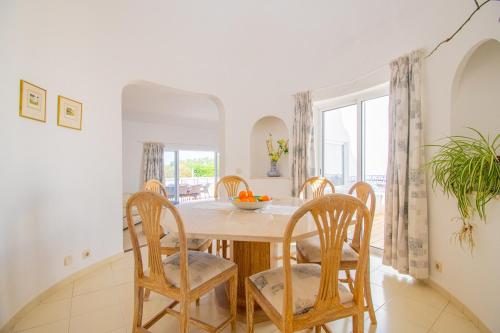 Shared lounge/TV area, 65 Vale do Milho in Vale de Centianes