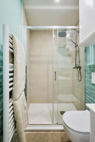 Old Town Apartments By Villa Botanica - 샤워실