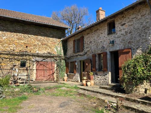 La Maison de la Treille gîte à louer Le Puyconnieux