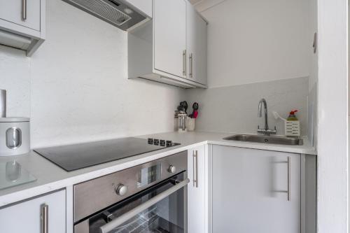 Konyha, Belmont Apartment in Sydenham