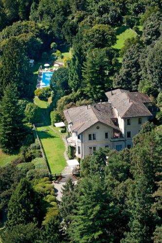 Villa Claudia dei Marchesi Dal Pozzo chambre d'hôte Belgirate