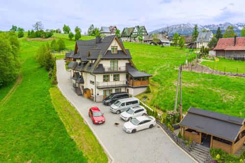 Willa Tatra House – Zakopane, IA