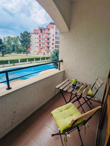One-Bedroom Apartment image 6