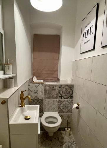 Elster 1, EG, Neues Apartment in Gera, 4 Schlafzimmer, 2 WCs und Bad sowie Terrasse, Gera (fotografie 9)