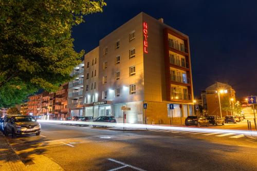 Vista exterior, Hotel Azinheira by RIDAN Hotels in Fatima City Center