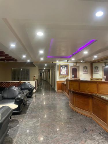 大堂, AKG LODGE in 甘吉布勒姆