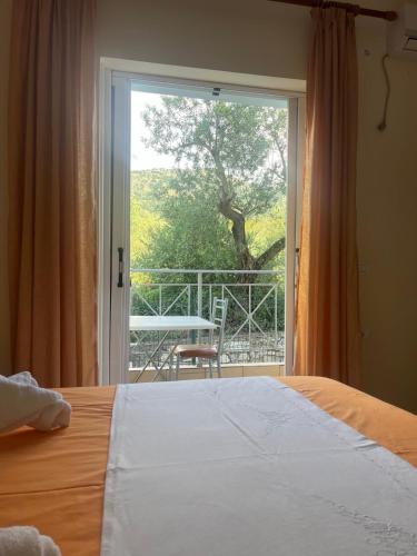 Budget Double Room image 3