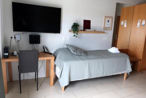 Triple Room with Bath