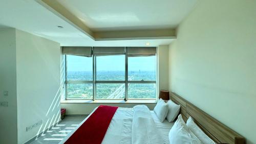 Centaurus Two Bed City View Apartment - image 13