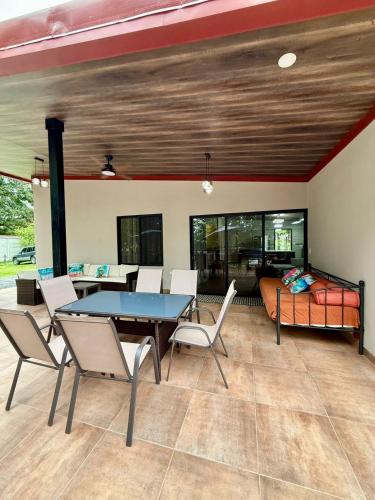 Chill & Relax in a 11bed 5washroom, Guápiles (photo 7)