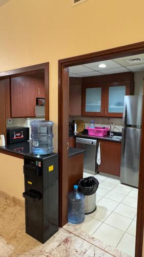 Marina View Luxury Retreat Modern Apartment JBR Dubai, Dubaï (photo 6)