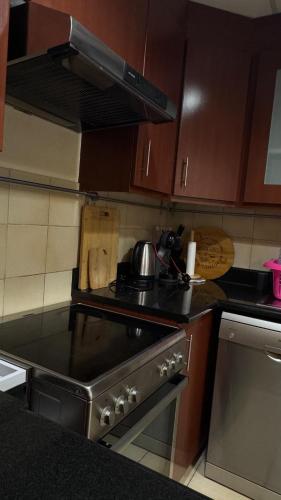 Marina View Luxury Retreat Modern Apartment JBR Dubai, Dubaï (photo 10)