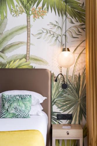 Superior Double or Twin Room image 8