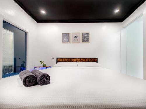 Stylish-24 1-Bedroom in HoMa Montreal near Planetarium Rio Tinto Alcan