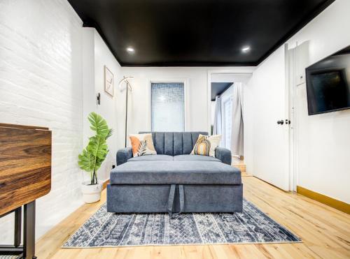 Stylish-24 1-Bedroom in HoMa Montreal near Planetarium Rio Tinto Alcan