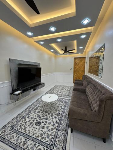 Ahnaf Guesthouse - Sitiawan