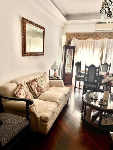 2 Habitaciones en departamento central para 5 personas con cochera al frente
