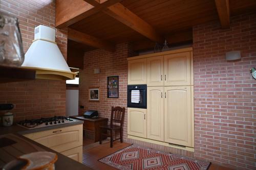 virtuve, Casa di Nonno Enzo in Giffoni Sei Casali