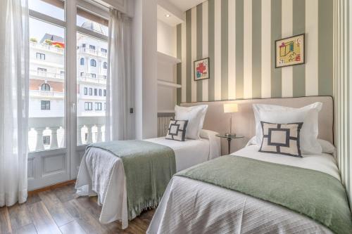 Stylish 2-Bed Apartment on Gran Vía Madrid - main image