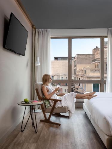 Kubic Athens Smart Hotel - image 7