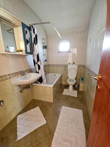 Baño, Amrita Guesthouse in Mostar City Center