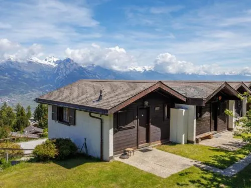 Chalet Tsamandon 22 by Interhome in Nendaz, Schweiz