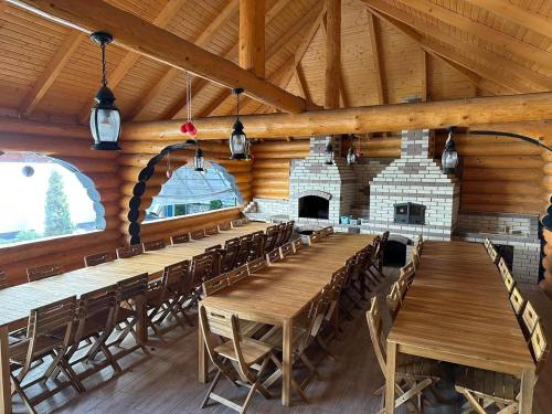 Pensiunea VERA&MIR in ฮูซี่