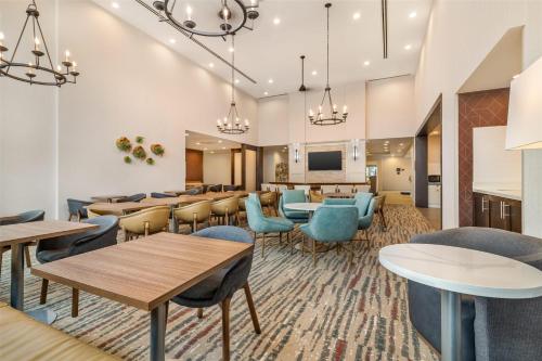 Homewood Suites By Hilton Schenectady in Schenectady, USA