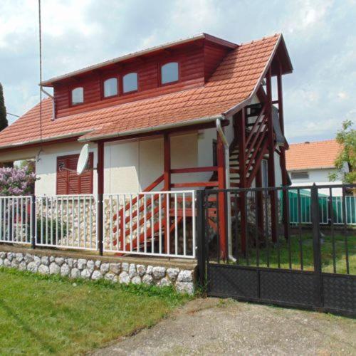 Csipkerózsa Vendégház