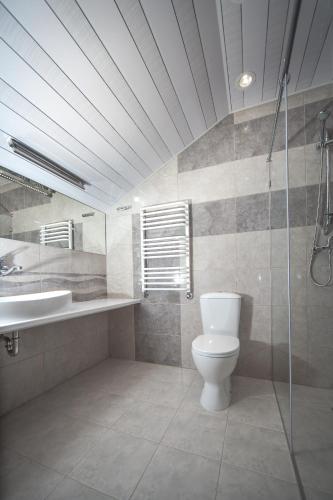 Two-Bedroom Apartment (4 Adults) image 10