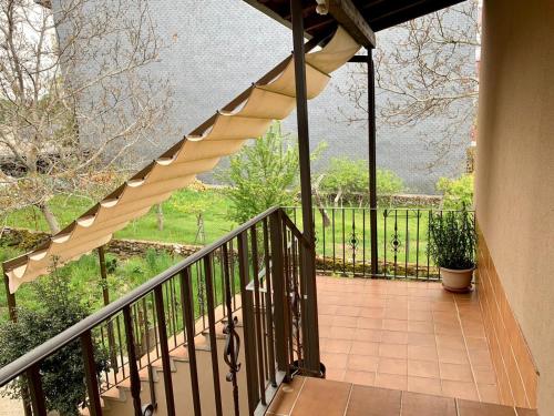 Hostal Restaurante MarRojo Sanabria in Cobreros