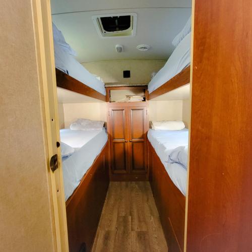 Cozy Camper Rental-Fully Equipped in Americus (Georgia)