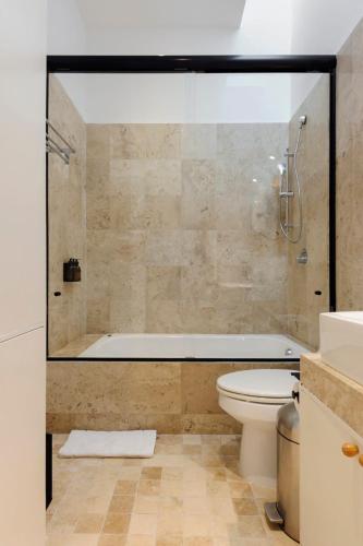 Soothing 3BR Triplex in Roma Norte image 3