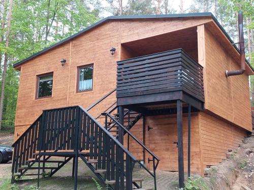 Domek letniskowy nad jeziorem u Arturów