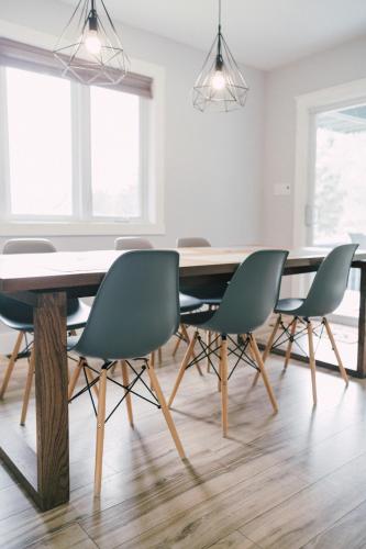 Létesítmények, Sandbanks Cottage on Sheba's Island - 5 min drive, pet friendly in West Lake (ON)