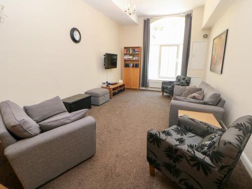 Litton Mill Apartment - image 11