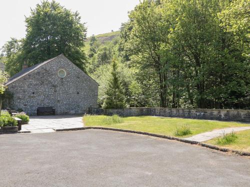 Litton Mill Apartment - image 14
