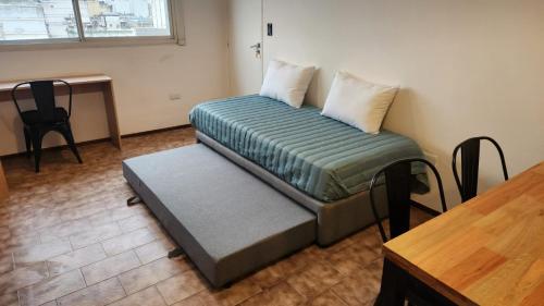 One-Bedroom Apartment image 3