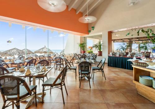 Restaurante, Park Royal Beach Ixtapa - All Inclusive in Ixtapa Waterfront