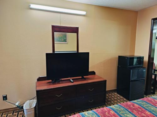 Hotel O Victorian Inn Athens TX - 편의 시설/서비스