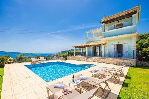 Villa Eleni Agios Stephanos - image 5