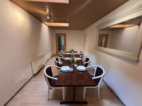 virtuve, Eickhof Ferienhaus 200qm - Ferienhof Günter - bis 8 Personen - familienfreundlich (Eickhof Ferienhaus 200qm - Ferienhof Gunter - bis 8 Personen - familienfreundlich) in Rühn